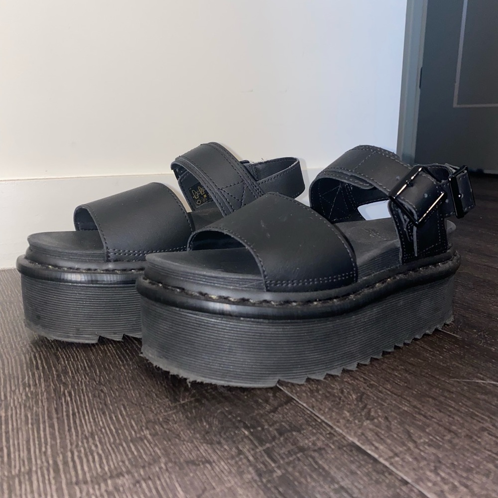 Dr. Martens platform voss quad sandals